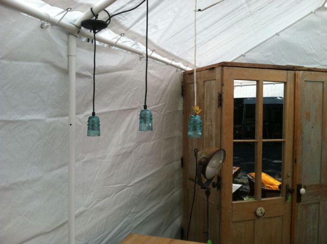 Insulator pendant lights